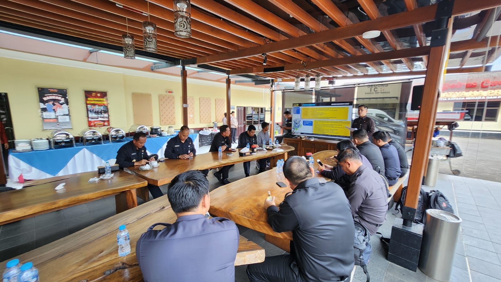 Peserta Didik Sespimmen Angkatan 65 Ramai Datangi Polres Cimahi, Ada Apa?