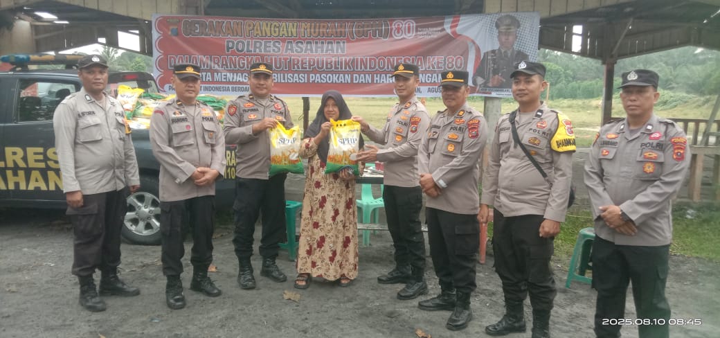 Polsek Pulau Raja Gelar Gerakan Pasar Murah Beras Bulog untuk Masyarakat